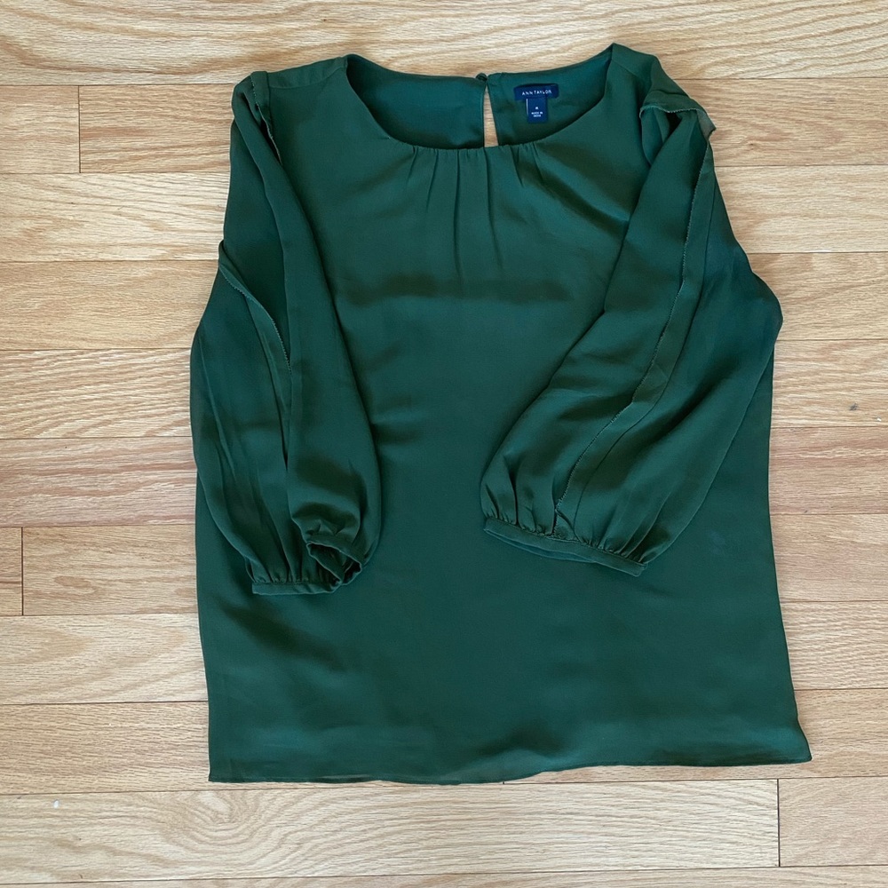 Ann Taylor Blouse Size M